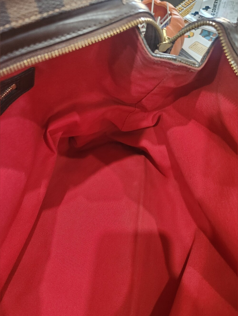 Authentic LV Damier Ebene Chelsea - Picture 14 of 16